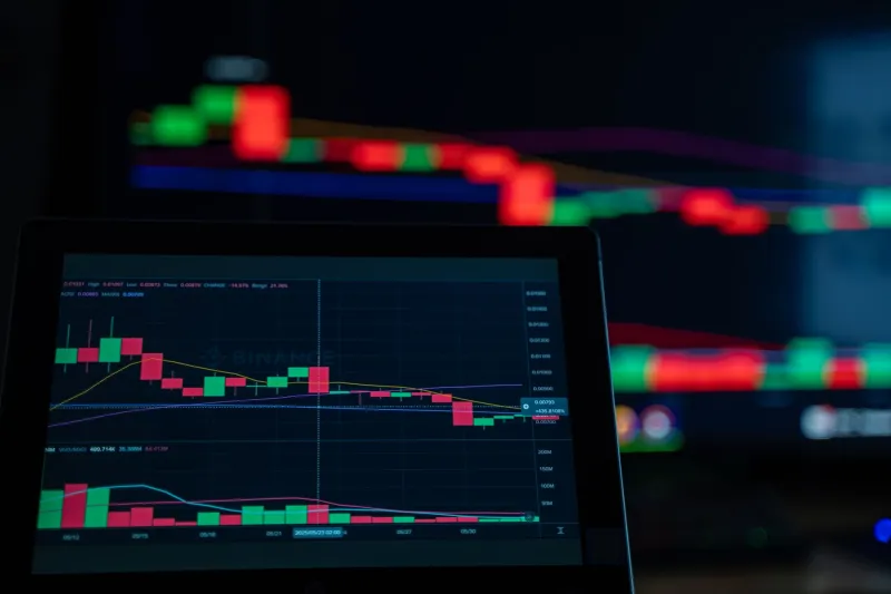 Chain Reaction: How to Read the Warning Signs of a Bitcoin Liquidation Cascade Before It Destroys Your Portfolio