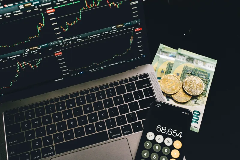 While Wall Street Sleeps: Capturing Bitcoin's Most Volatile Hours Before Dawn